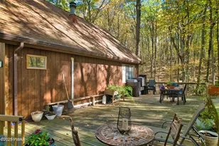129 Hickory Dr, Lords Valley, PA 18428 - Photo 6