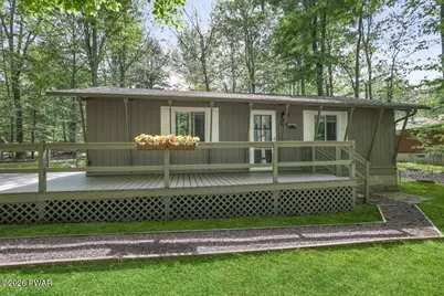 1004 Canoochee Court, Lake Ariel, PA 18436 - Photo 2