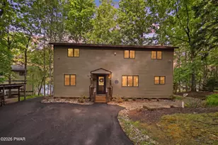 132 Spruce Lake Dr, Milford, PA 18337 - Photo 2