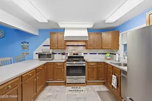 132 Spruce Lake Dr, Milford, PA 18337 - Photo 12