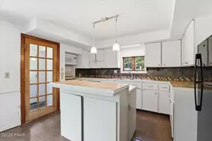 459 Welcome Lake Rd, Lackawaxen, PA 18405 - Photo 22