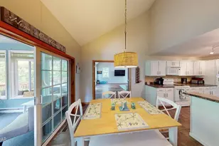 117 Country Club Dr, Hawley, PA 18428 - Photo 10