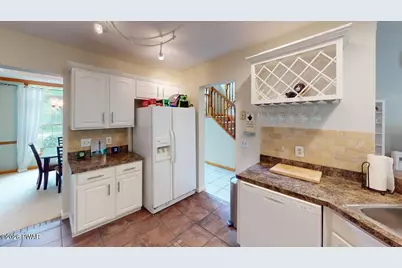 117 Country Club Drive, Hawley, PA 18428 - Photo 6