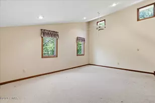 806 Lariat Ct, Hawley, PA 18428 - Photo 42