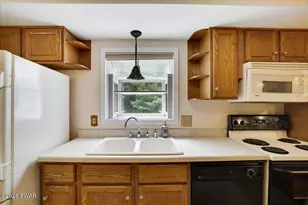 58 Aspen Ridge Ridge, Hawley, PA 18428 - Photo 12