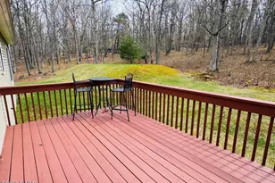102 Crescent Lake Cove Ct, Milford, PA 18337 - Photo 20