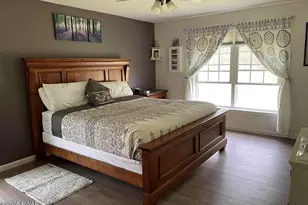 102 Crescent Lake Cove Ct, Milford, PA 18337 - Photo 28