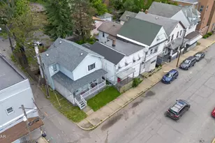 1020 Jackson St, Scranton, PA 18504 - Photo 2
