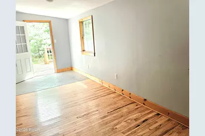 143 S Nichecronk Road, Dingmans Ferry, PA 18328 - Photo 2