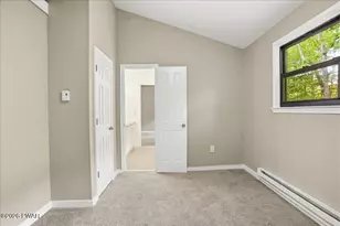 5926 Decker Rd, Bushkill, PA 18324 - Photo 24