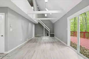5926 Decker Rd, Bushkill, PA 18324 - Photo 12