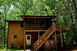 104 Boulder Dr, Lords Valley, PA 18428 - Photo 1
