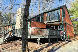 402 Canoe Brook Dr, Lords Valley, PA 18428 - Photo 2