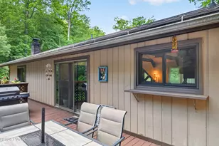 118 Pond Dr, Matamoras, PA 18336 - Photo 12