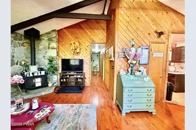 107 Fetlock Drive, Hawley, PA 18428 - Photo 2