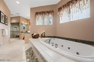 25 Blythe Dr, Peckville, PA 18452 - Photo 36