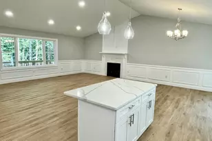 148 Winterberry Dr, Milford, PA 18337 - Photo 6