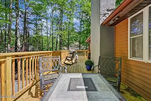 70 Underwood Ln, Lake Ariel, PA 18436 - Photo 4