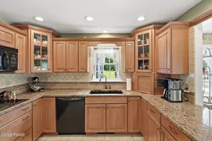 37 Grell Rd, Hawley, PA 18428 - Photo 22