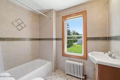 1015 Rt 390, Greentown, PA 18426 - Photo 56