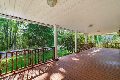1015 Rt 390, Greentown, PA 18426 - Photo 8