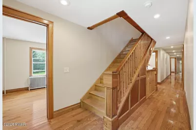 1015 Rt 390, Greentown, PA 18426 - Photo 16