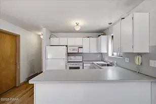 172 Brookfield Rd, Lake Ariel, PA 18436 - Photo 10