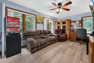 151 Willow Dr, Hawley, PA 18428 - Photo 28