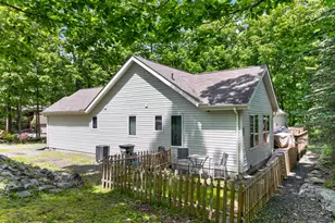 151 Willow Dr, Hawley, PA 18428 - Photo 8