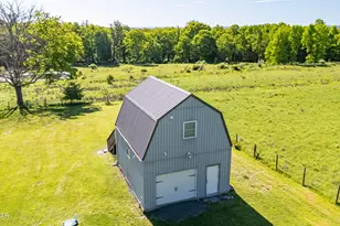 164 Garrity Rd, Hawley, PA 18428 - Photo 4