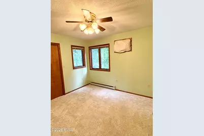 213 Hillside Drive, Hawley, PA 18428 - Photo 16