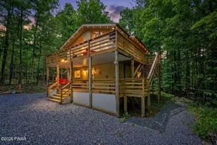 150 Chestnut Hill Dr, Lake Ariel, PA 18436 - Photo 2