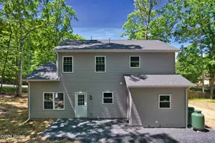 102 Buttercup Terrace, Milford, PA 18337 - Photo 22