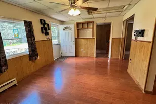 113 E Oak Ln, Greentown, PA 18426 - Photo 6