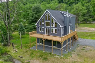 105 Rocky Rift Farm Rd, Lackawaxen, PA 18435 - Photo 2