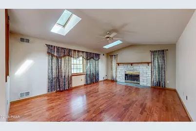 111 Miriam Lane, Milford, PA 18337 - Photo 6