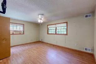 111 Miriam Ln, Milford, PA 18337 - Photo 12