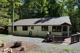 30 Lakeside Dr, Lakeville, PA 18438 - Photo 4