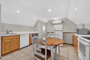 129 Valleyview Rd, Greentown, PA 18426 - Photo 58