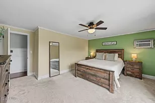 1742 Main St, Blakely, PA 18447 - Photo 28