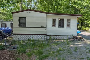 110 Chenango Dr, Shohola, PA 18458 - Photo 2