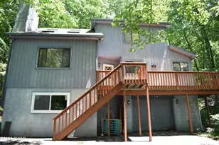125 Canterbrook Dr, Lords Valley, PA 18428 - Photo 1