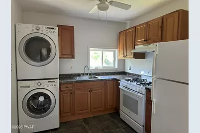 502 W Harford Street #2nd Floor, Milford, PA 18337 - Photo 2