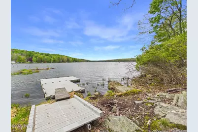 69 E Shore Drive, Hawley, PA 18428 - Photo 34
