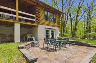 69 E Shore Dr, Hawley, PA 18428 - Photo 22