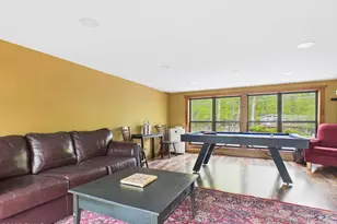 69 E Shore Dr, Hawley, PA 18428 - Photo 26