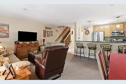 114 White Pines Drive, Greentown, PA 18426 - Photo 12