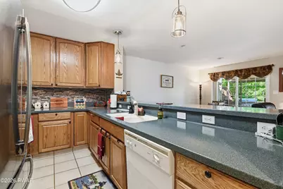 114 White Pines Drive, Greentown, PA 18426 - Photo 16