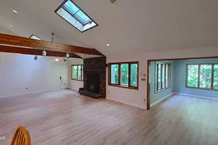 466 Spruce St, Hawley, PA 18428 - Photo 14