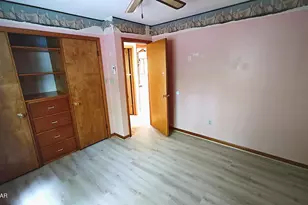 466 Spruce St, Hawley, PA 18428 - Photo 22